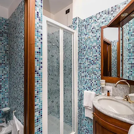 Sirmio - Primavera Appartement