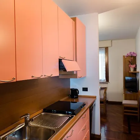 Sirmio - Primavera Appartement
